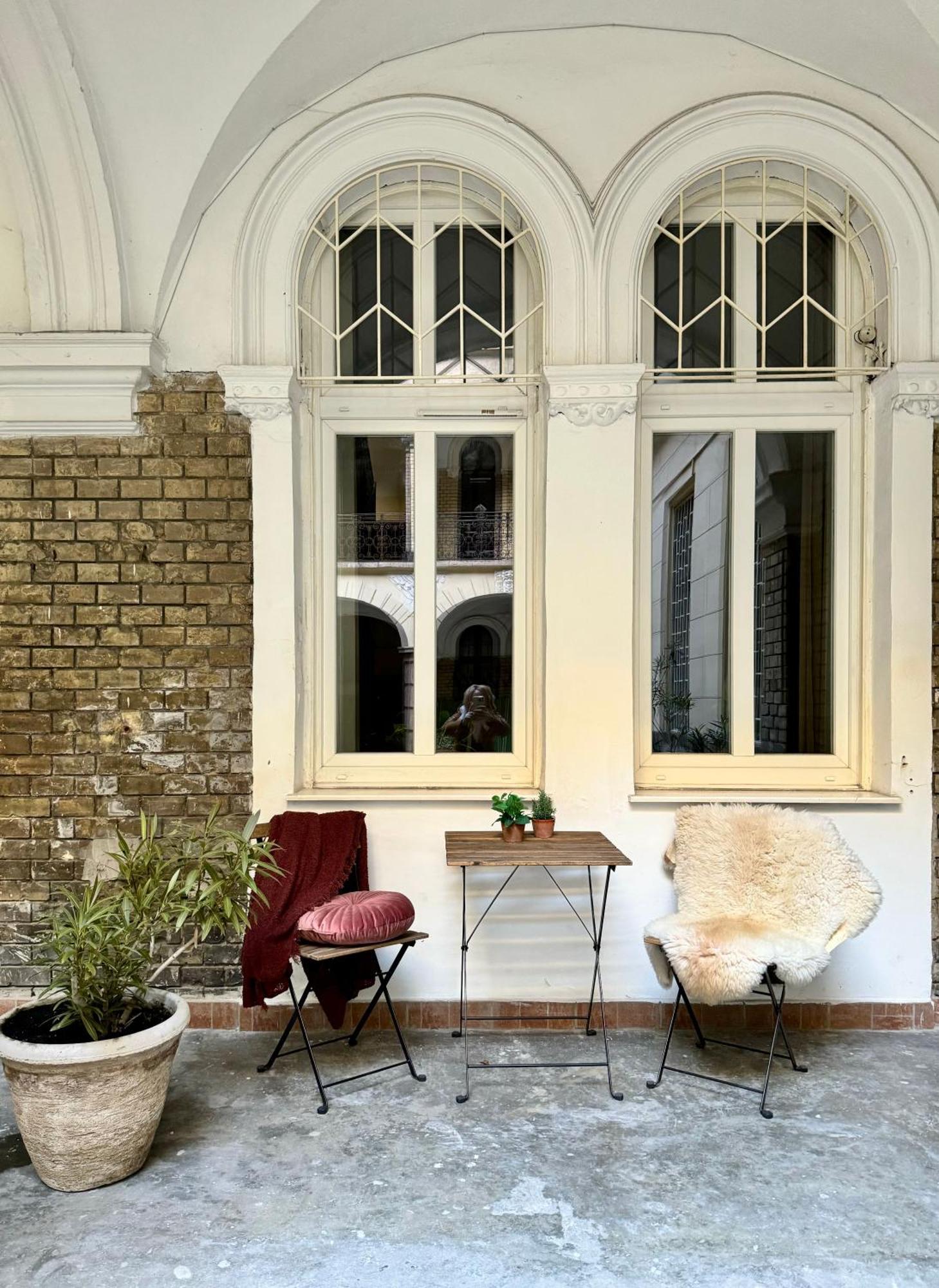Stay At Liz Budapest Central Bagian luar foto