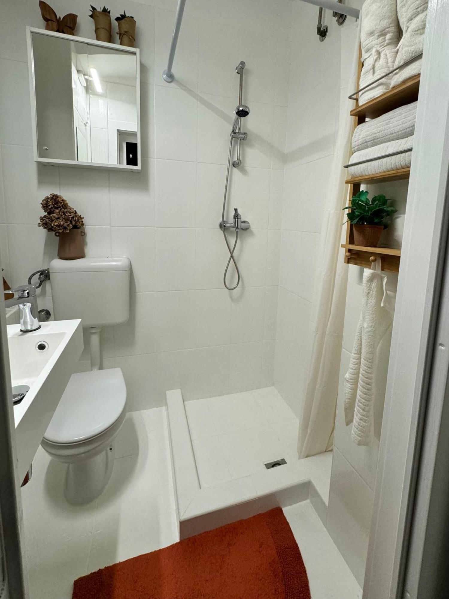 Stay At Liz Budapest Central Bagian luar foto